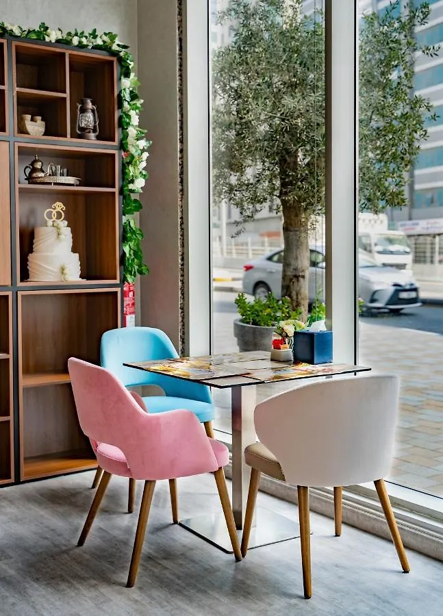 Aparthotel Luxe Grand Hotel Apartments Sharjah