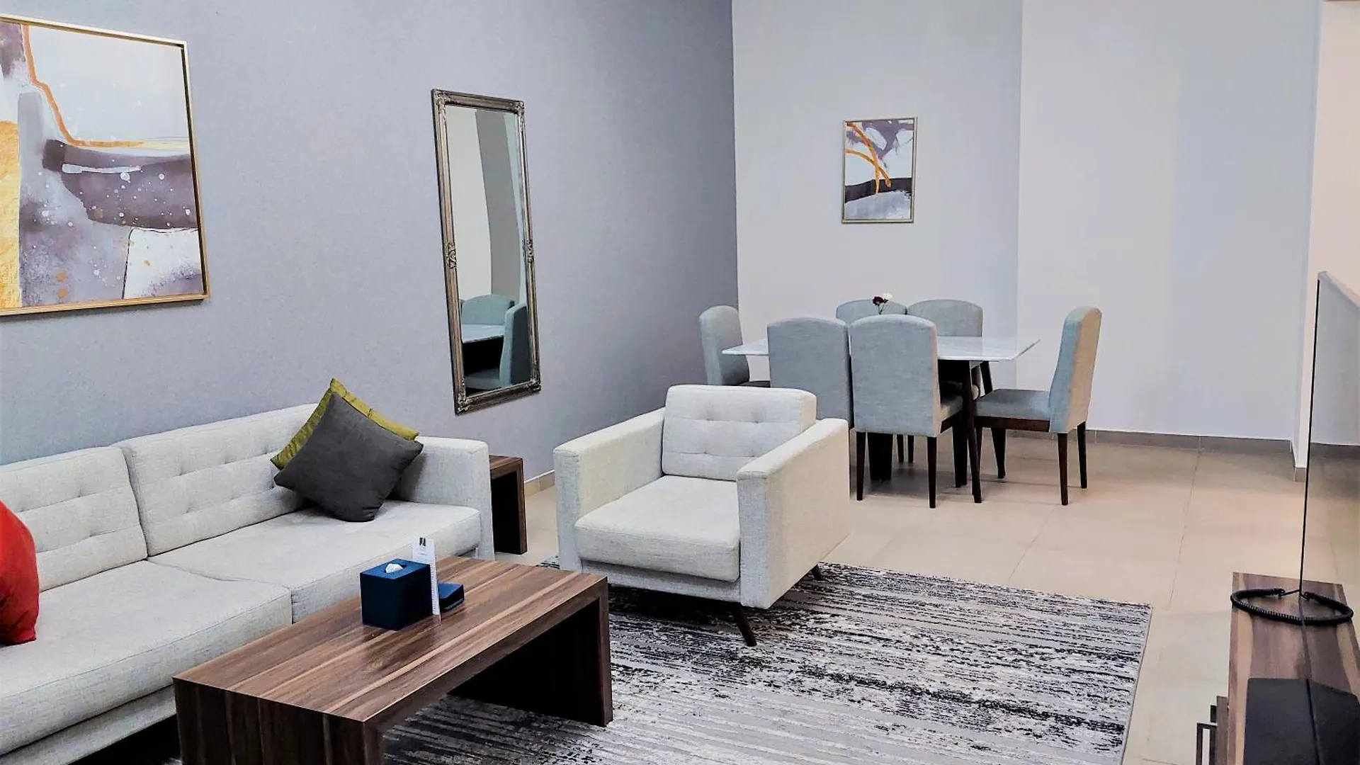 Luxe Grand Hotel Apartments Sharjah Aparthotel